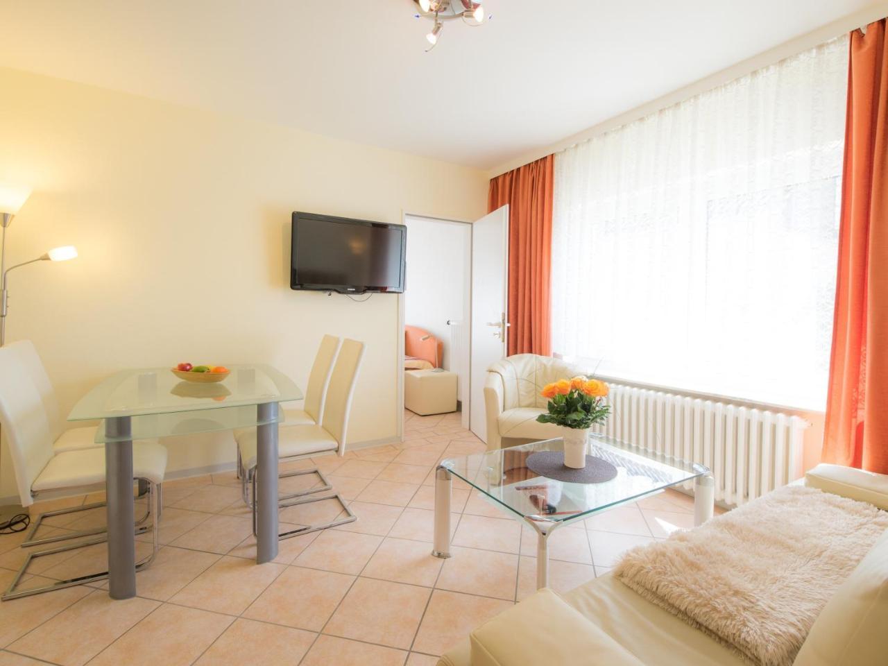 Haus Regina Apartment ทิมเมนดอร์เฟอร์ ชตรันด์ ภายนอก รูปภาพ